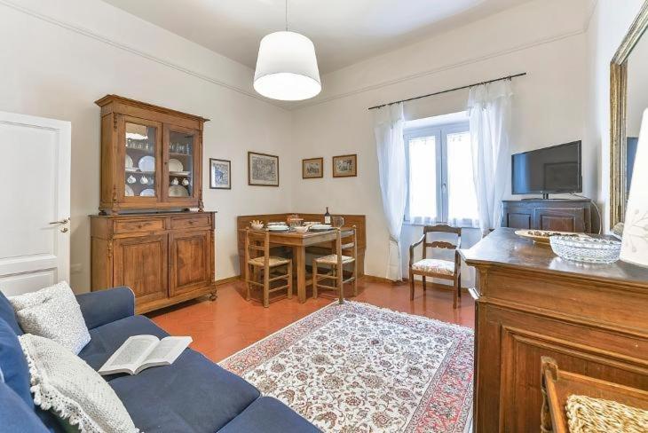 Апартаменты San Giuseppe Flat Флоренция Экстерьер фото