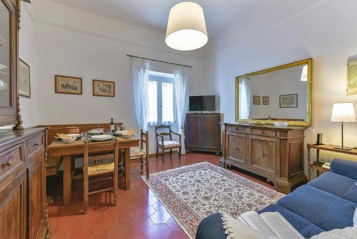Апартаменты San Giuseppe Flat Флоренция Экстерьер фото